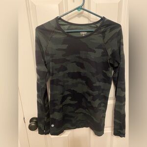 Athleta Black and Gray Long Sleeve Top